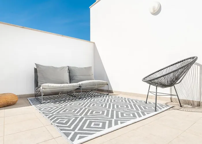 Sunny With Terrace By Rems *