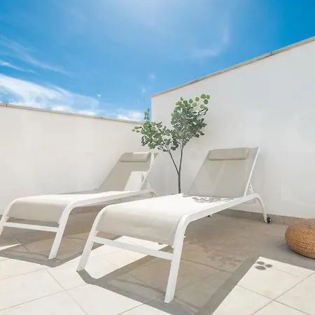 Apartment Sunny With Terrace By Rems Malaga