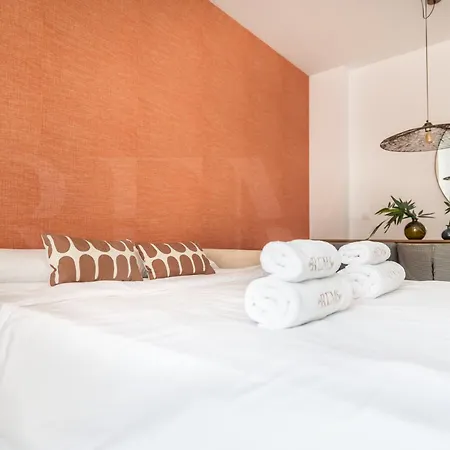 Apartment Sunny With Terrace By Rems Malaga